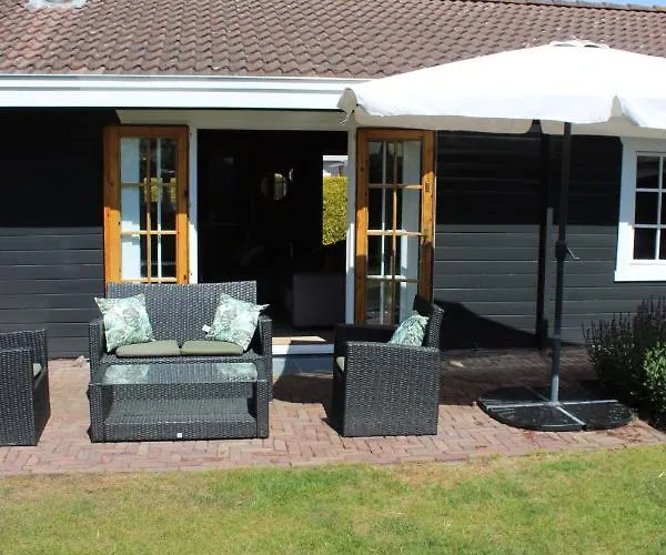 De Genten 1, Vakantiewoning Met Jacuzzi Hébergement de vacances Ermelo