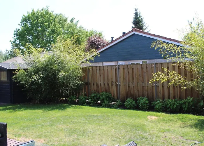 Casa de Férias De Genten 1, Vakantiewoning Met Jacuzzi